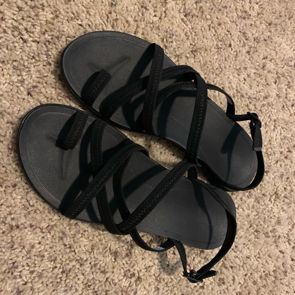 Olukai Upena Sandal